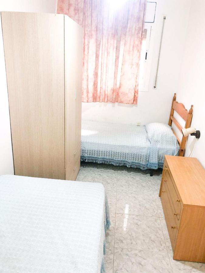 Mari Village Apartamento Luminoso,A 2 Minutos De La Playa 살루 외부 사진
