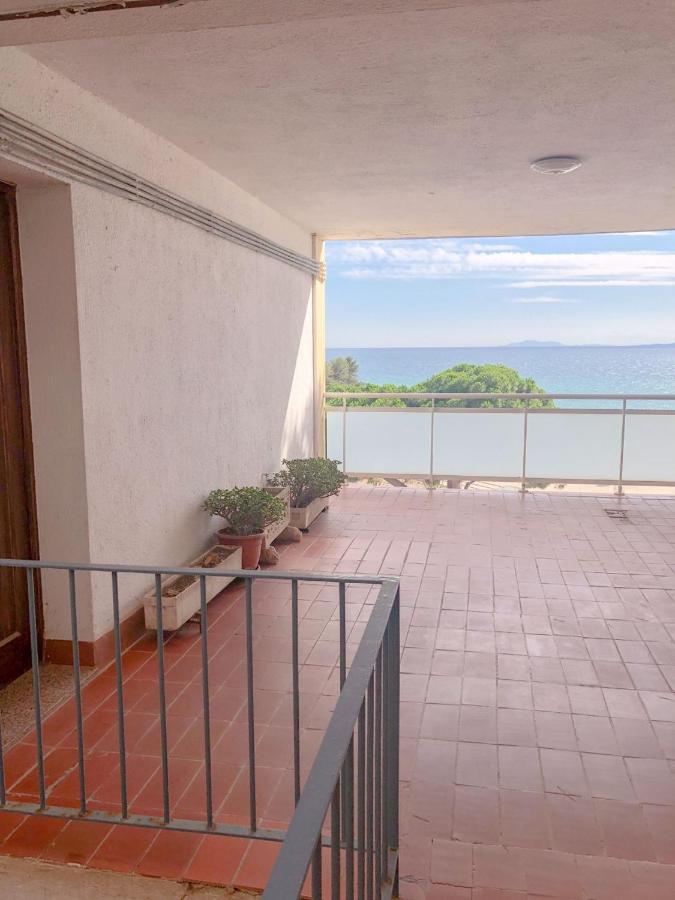 Mari Village Apartamento Luminoso,A 2 Minutos De La Playa 살루 외부 사진